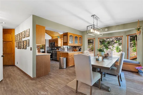 $560,000 | 5820 Acorn Drive, Wrightwood, CA 92397