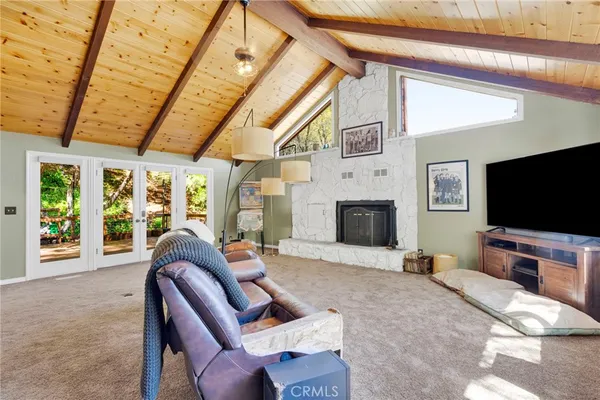 $560,000 | 5820 Acorn Drive, Wrightwood, CA 92397