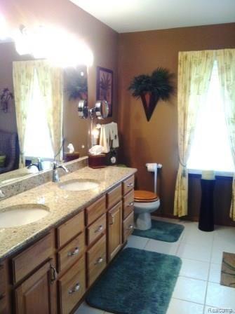 14101 Greystone Lane Romeo, MI 48065 - Photo 15 of 26 photo 14.jpg