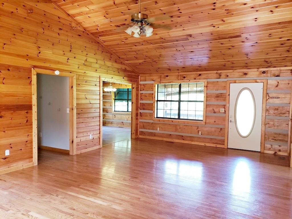172 County Road 189 Decatur, TN 37322 - Photo 4 of 44 Gallery Image 4