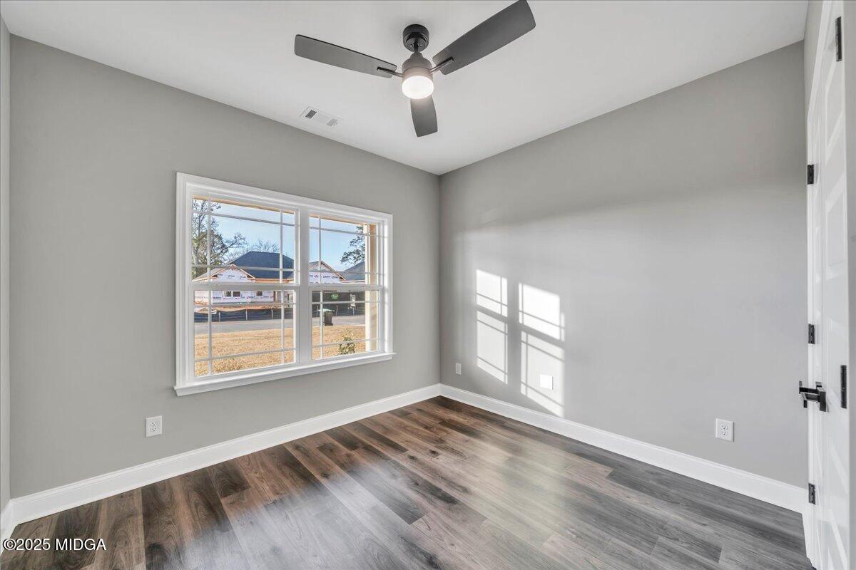 202 Eric Court Byron, GA 31008 - Photo 33 of 43 34 -Bedroom 2