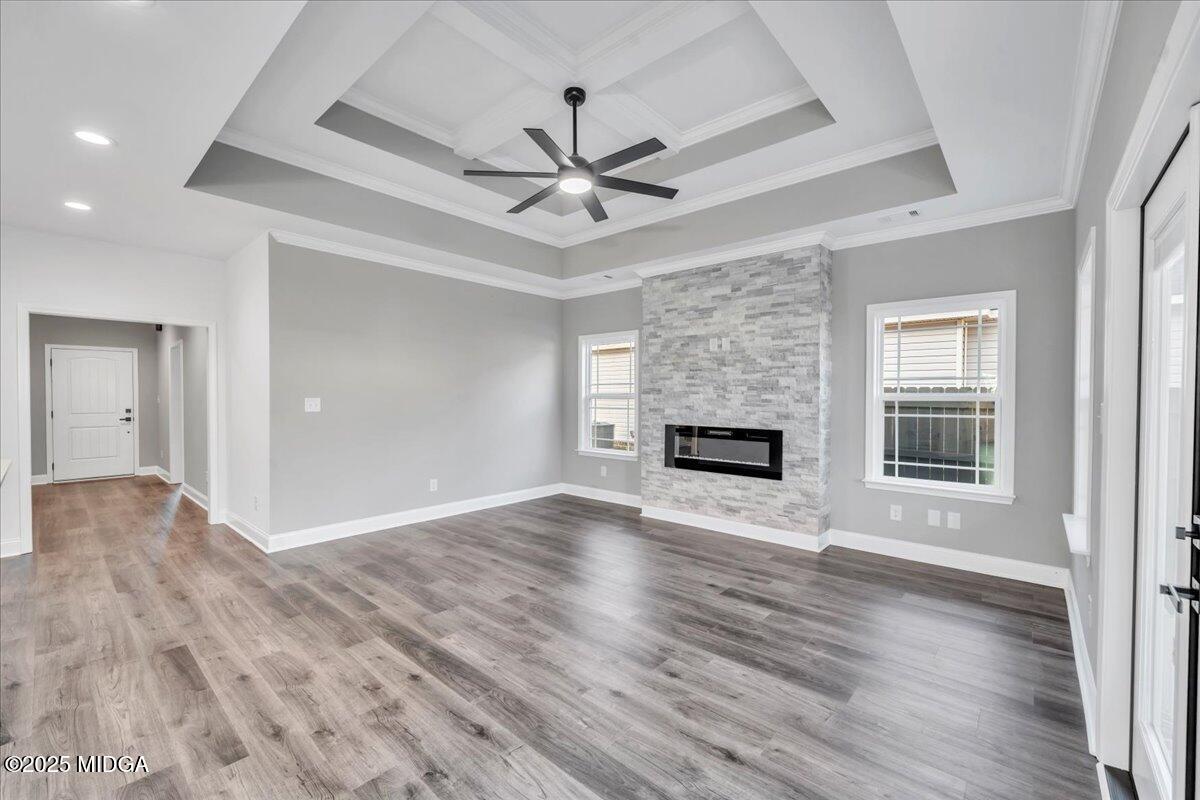 202 Eric Court Byron, GA 31008 - Photo 7 of 43 8 - Living Room with Fireplace