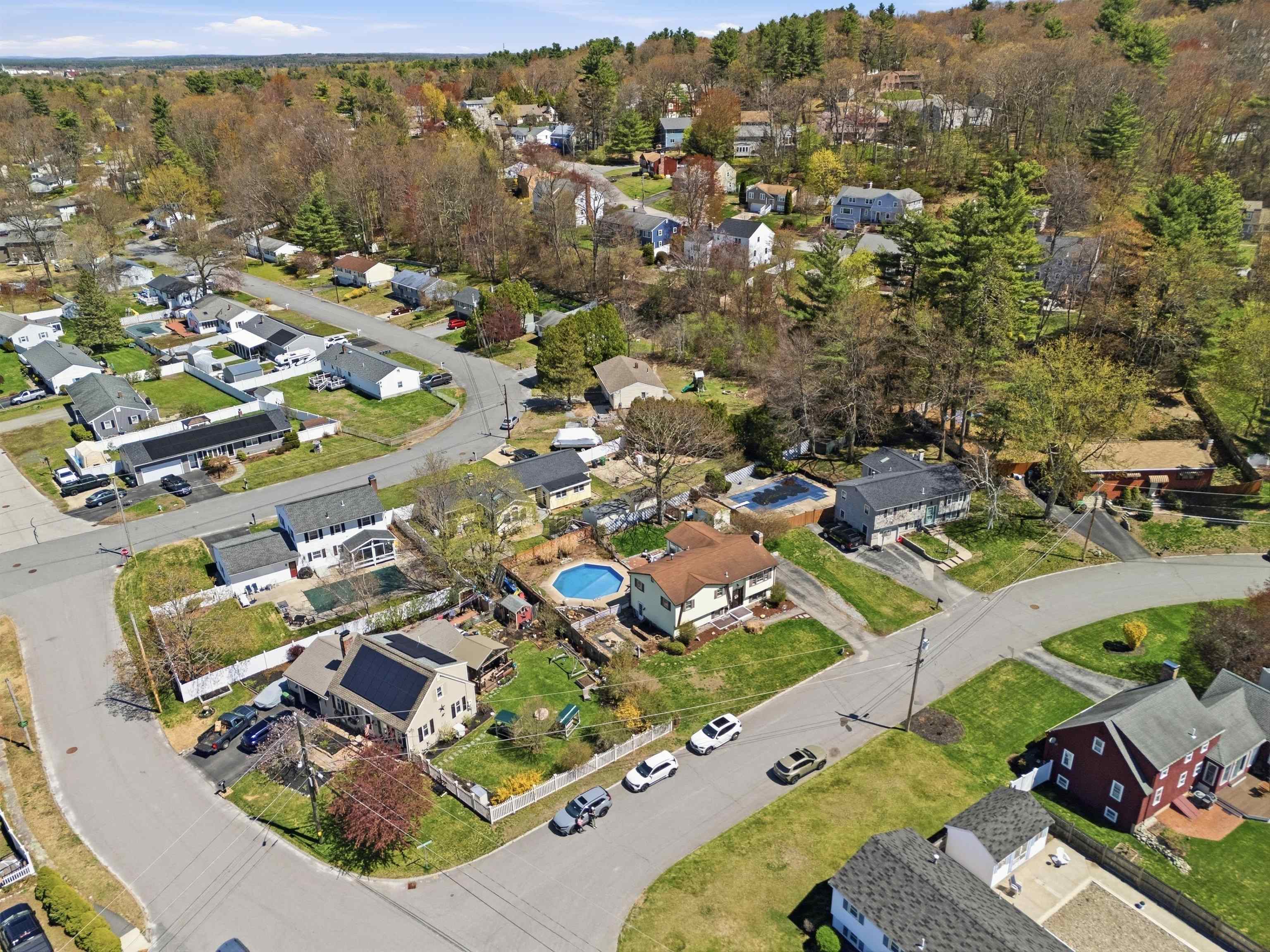 4 Percheron Circle Nashua, NH 03062 - Photo 48 of 53