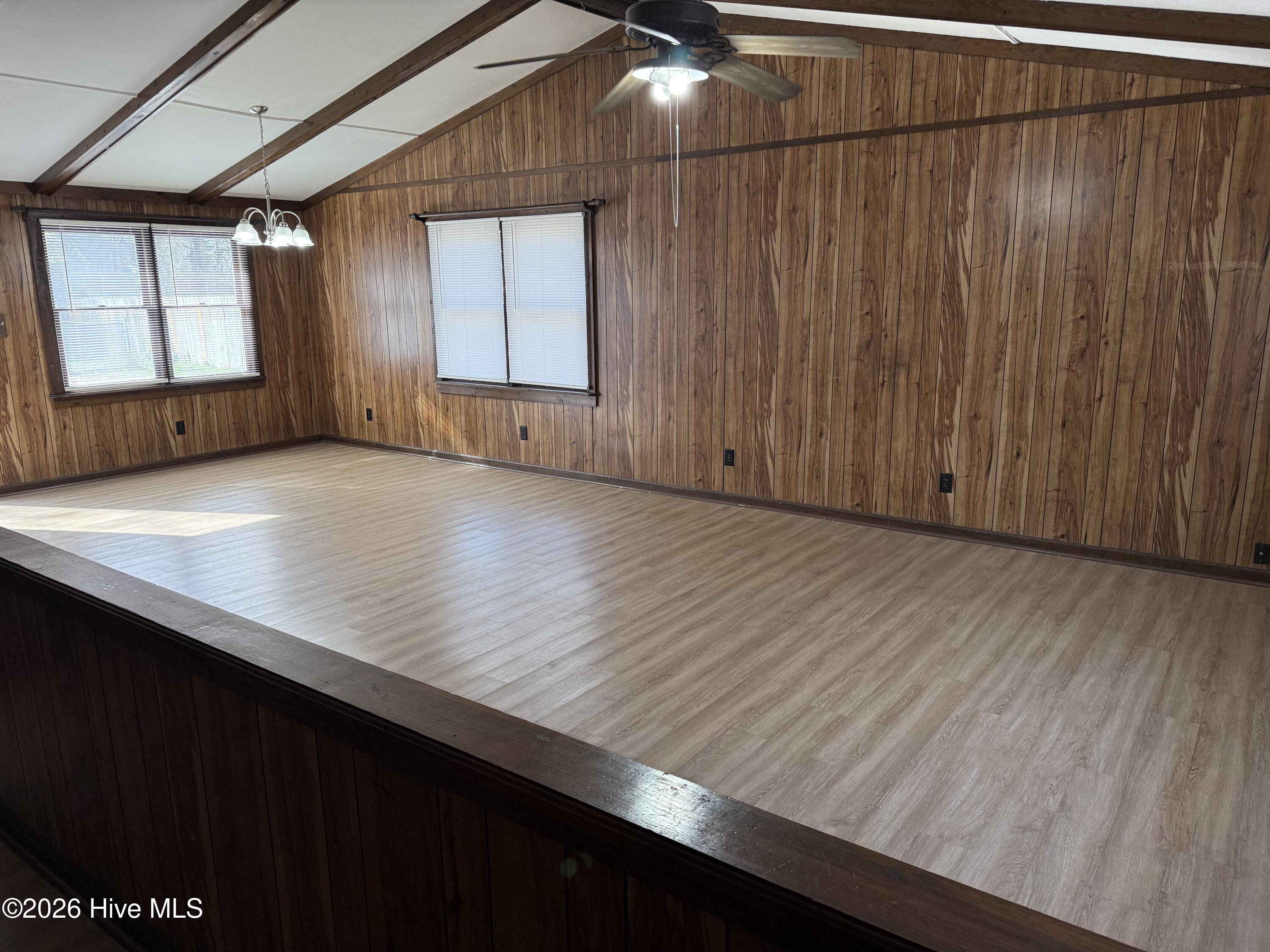 142 Florida Park Road Newport, NC 28570 - Photo 2 of 14 Living Room