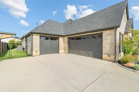 $825,000 | 187 Stirling Drive, Argyle, TX 76226