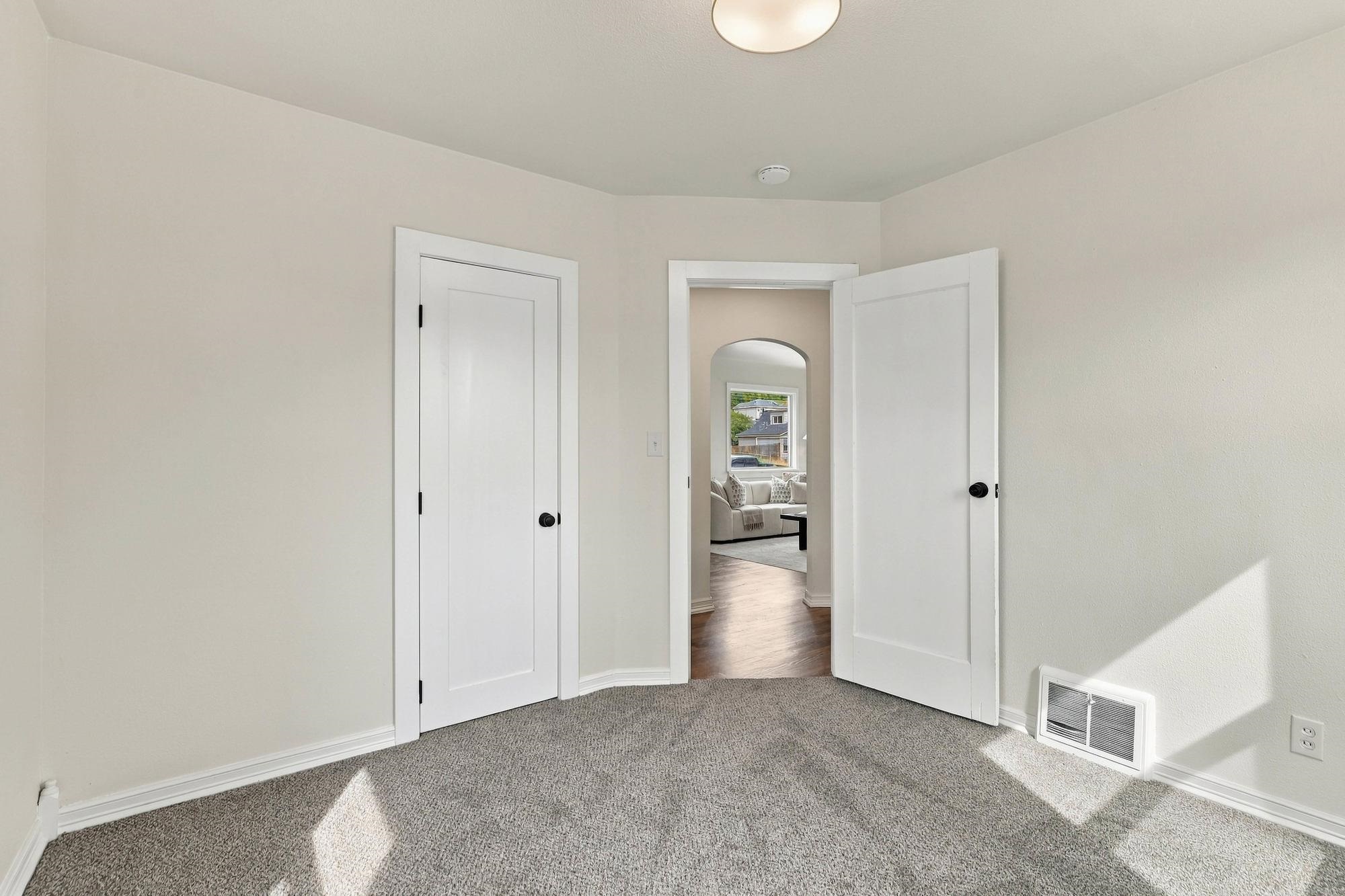 2017 West Cleveland Avenue Spokane, WA 99205 - Photo 19 of 39 Gallery Image 19