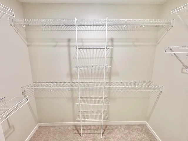 $539,900 | 7326 Graymoor Street Southeast, Caledonia, MI 49316