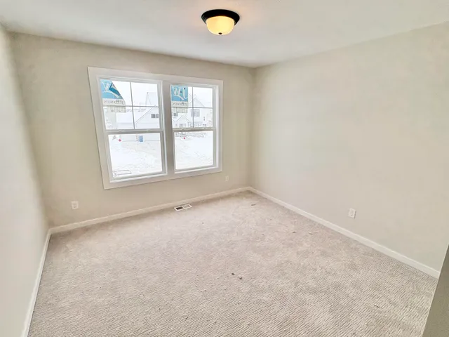 $539,900 | 7326 Graymoor Street Southeast, Caledonia, MI 49316