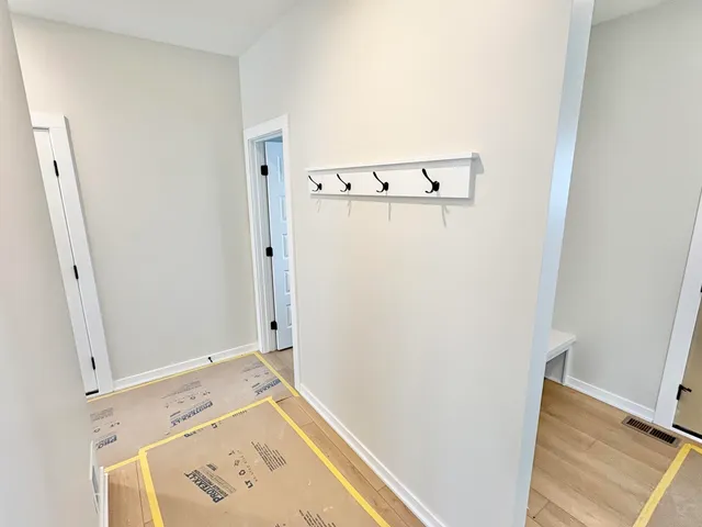 $539,900 | 7326 Graymoor Street Southeast, Caledonia, MI 49316