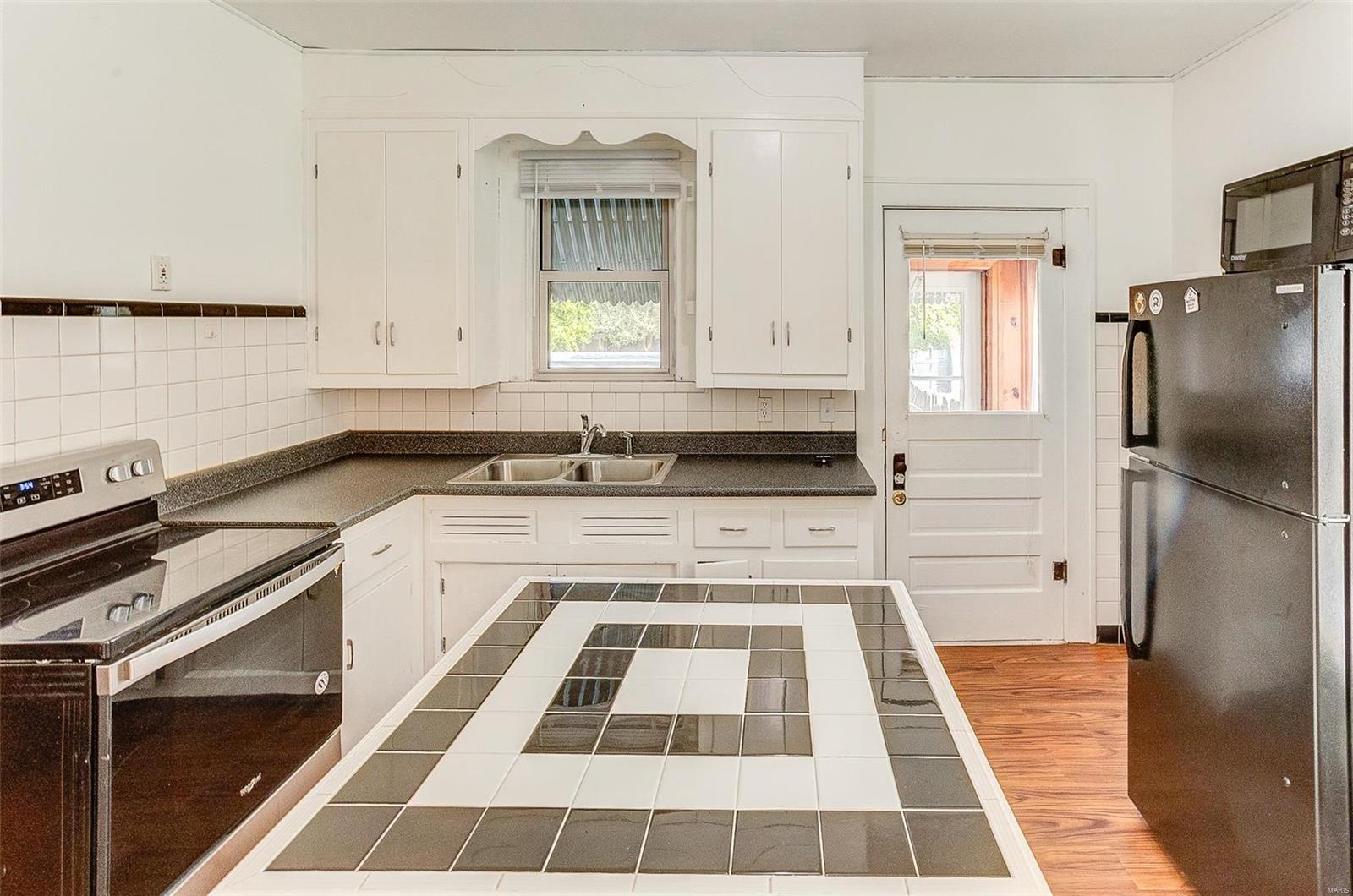 552 St Clair Road Fairview Heights, IL 62208 - Photo 16 of 24