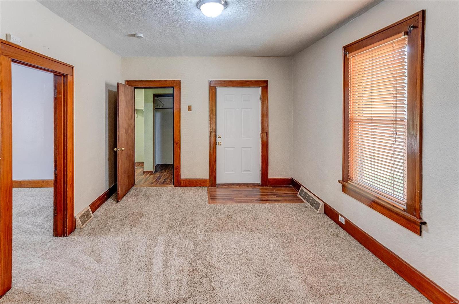 552 St Clair Road Fairview Heights, IL 62208 - Photo 9 of 24