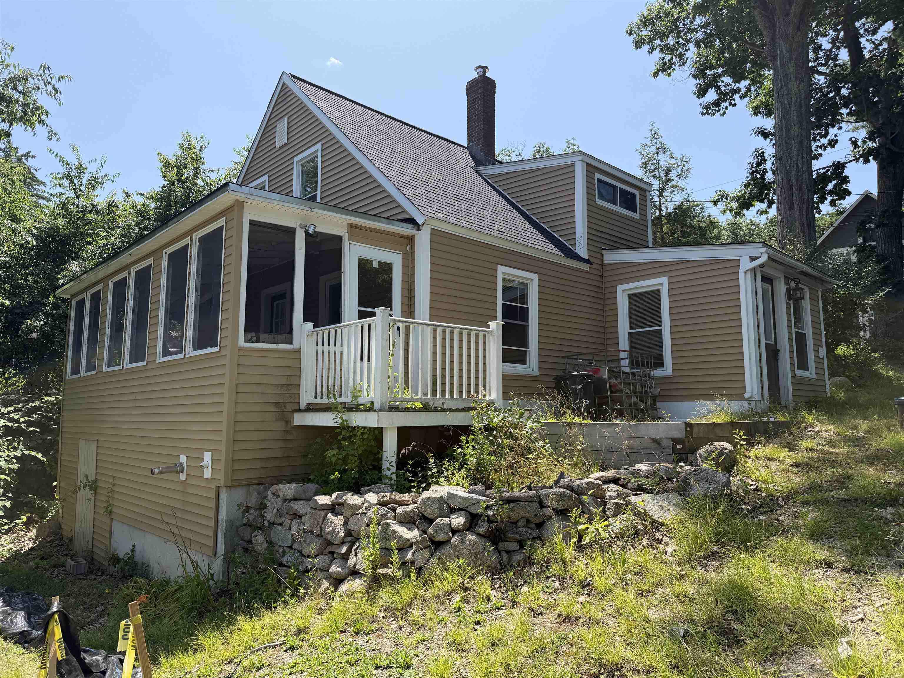 6 Milford Street Amherst, NH 03031 - Photo 2 of 12