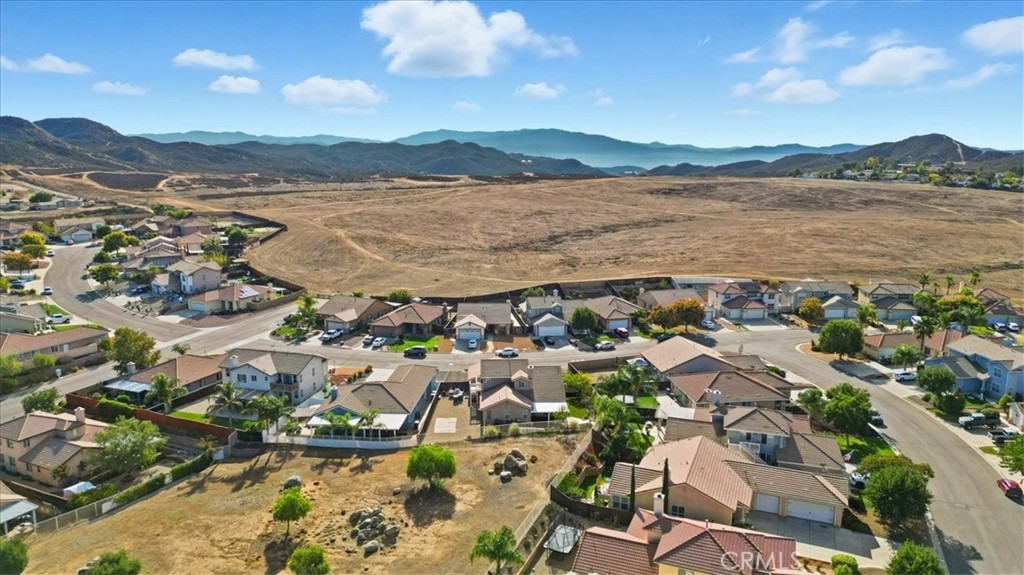 24884 Butterchurn Road Wildomar, CA 92595 - Photo 40 of 43 a view of lake and mountain