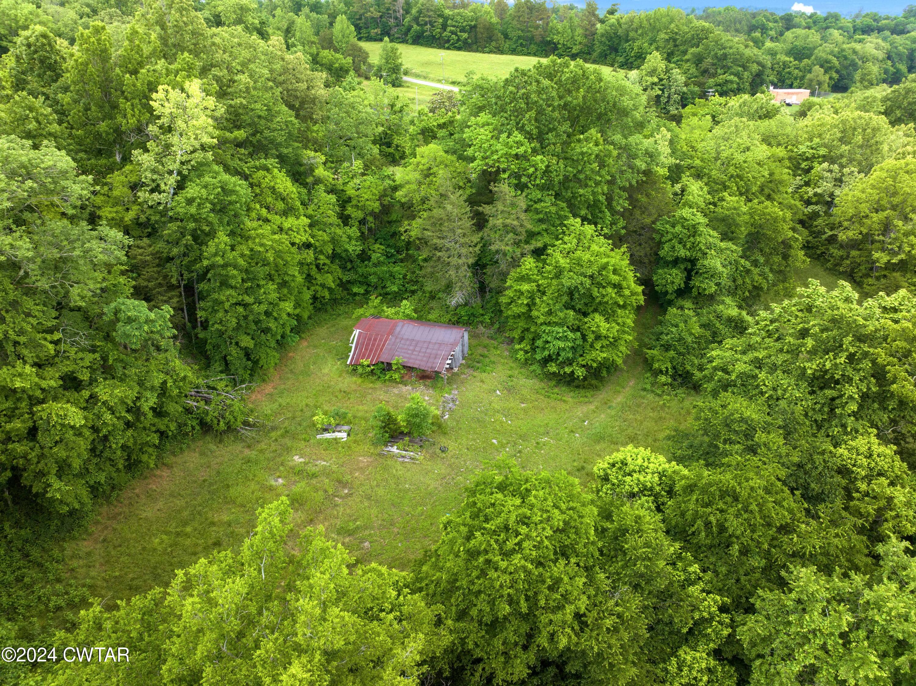 3 East Highland Street Decaturville, TN 38329 - Photo 2 of 6 DJI_20240515110102_0774_D
