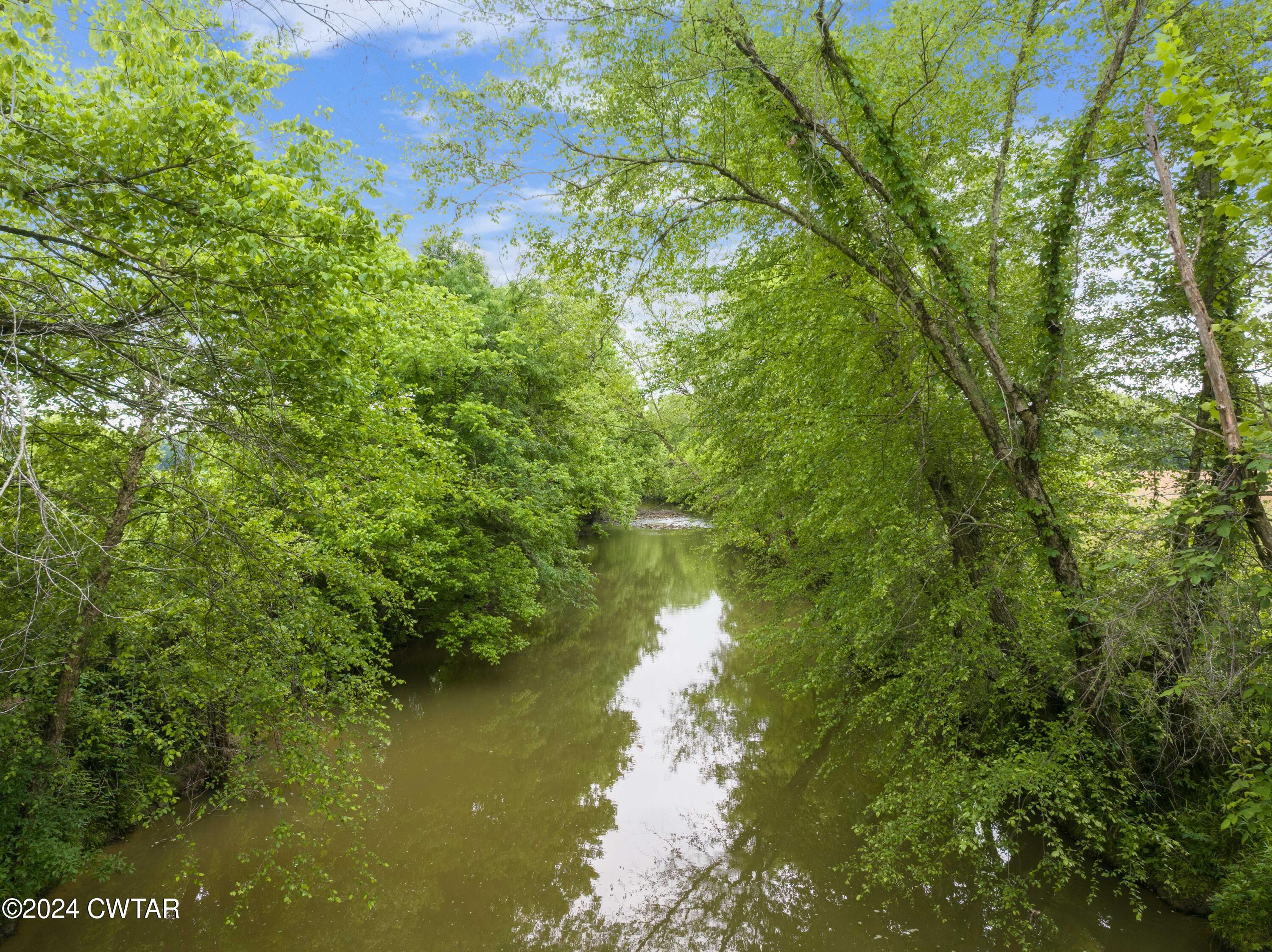 3 East Highland Street Decaturville, TN 38329 - Photo 4 of 6 DJI_20240515110218_0777_D