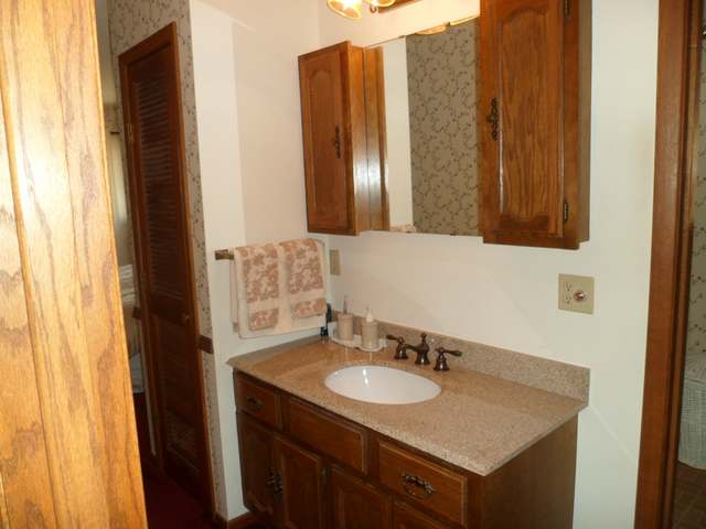 4362 Riopel Road Rhinelander, WI 54501 - Photo 5 of 20 Gallery Image 5