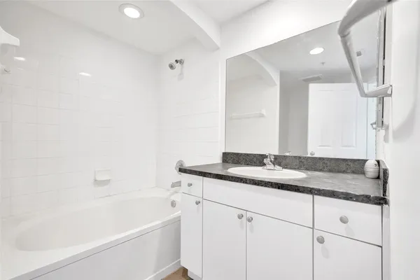 $485,000 | 9172 Collins Avenue, Unit 302, Surfside, FL 33154
