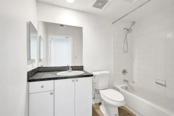 $485,000 | 9172 Collins Avenue, Unit 302, Surfside, FL 33154