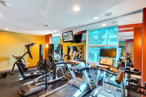 $485,000 | 9172 Collins Avenue, Unit 302, Surfside, FL 33154