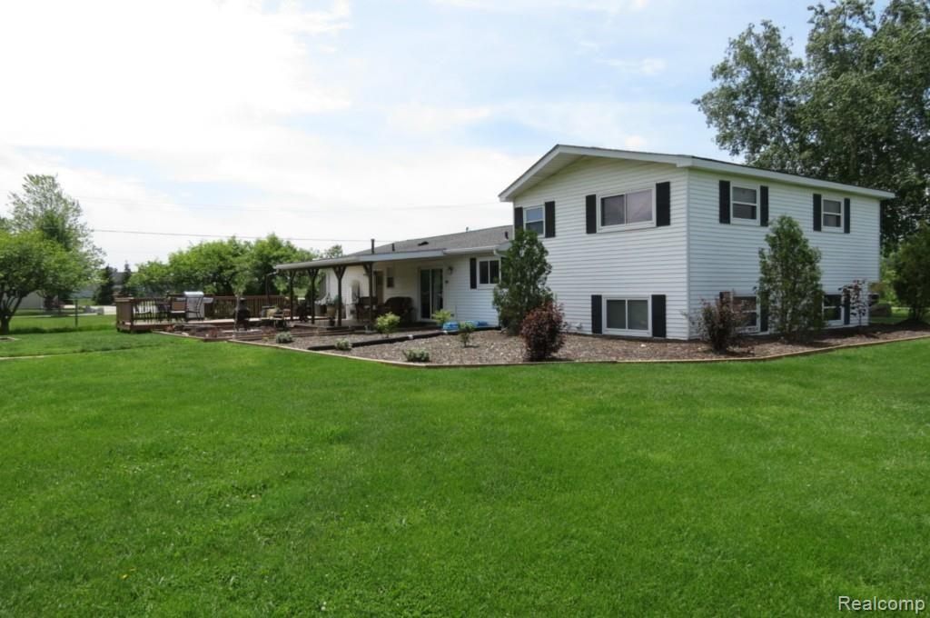 6197 Marsh Road Marine City, MI 48039 - Photo 5 of 41 pic-88.jpg