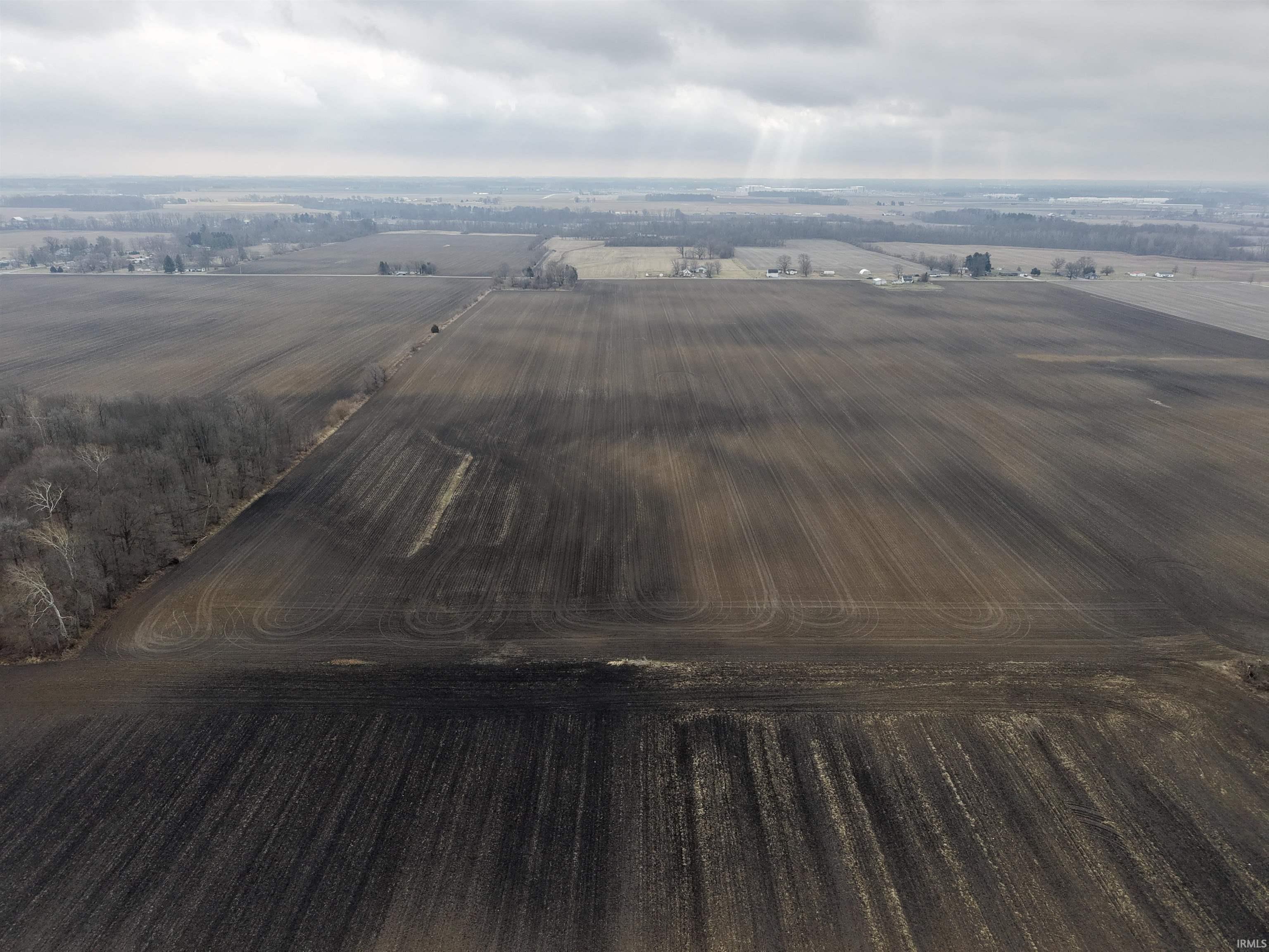 550 N EAST County Road Kokomo, IN 46901 - Photo 11 of 30