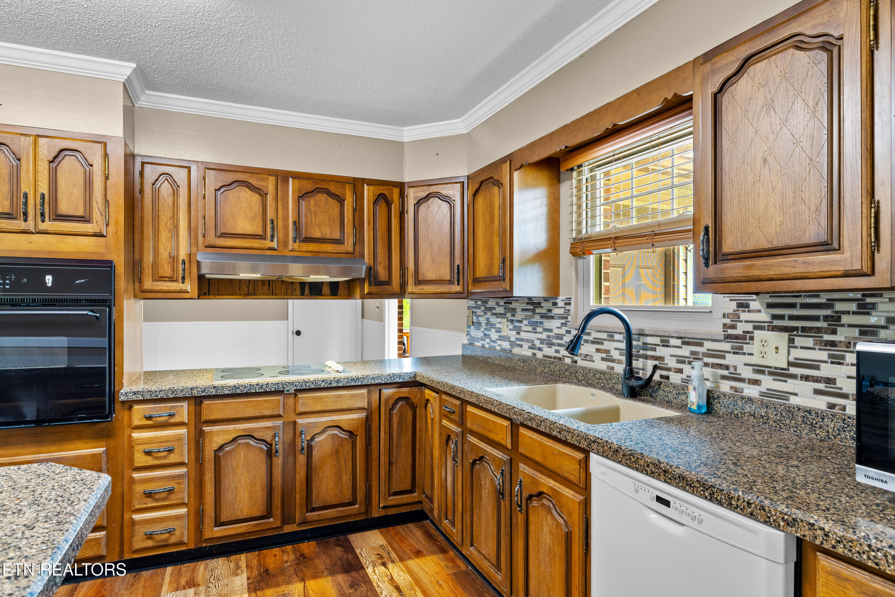 8055 Steekee Creek Road Loudon, TN 37774 - Photo 23 of 60 8055SteekeeCreekRd-27