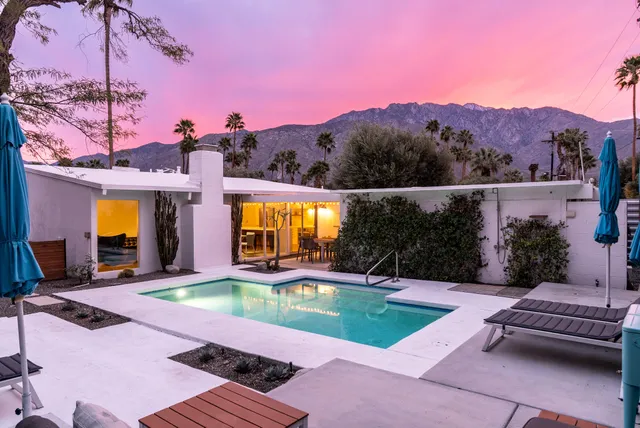 $965,000 | 2550 North Kitty Hawk Drive, Palm Springs, CA 92262