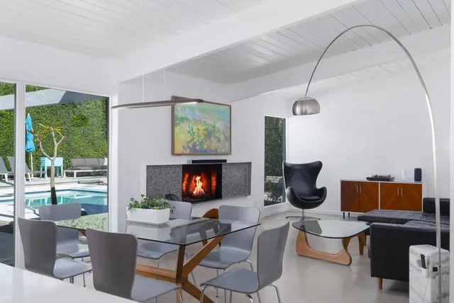 $965,000 | 2550 North Kitty Hawk Drive, Palm Springs, CA 92262