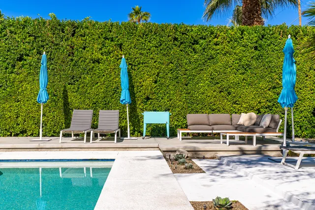 $965,000 | 2550 North Kitty Hawk Drive, Palm Springs, CA 92262