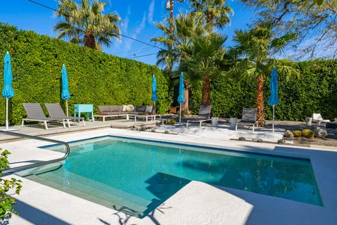 $965,000 | 2550 North Kitty Hawk Drive, Palm Springs, CA 92262