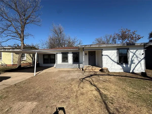 $119,900 | 1114 West Mesquite Street, Coleman, TX 76834