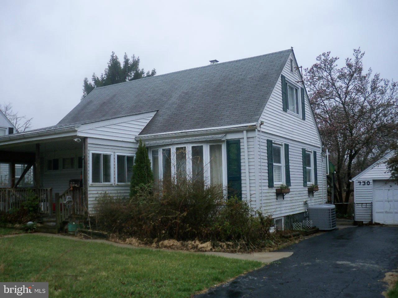 Exterior (Front)