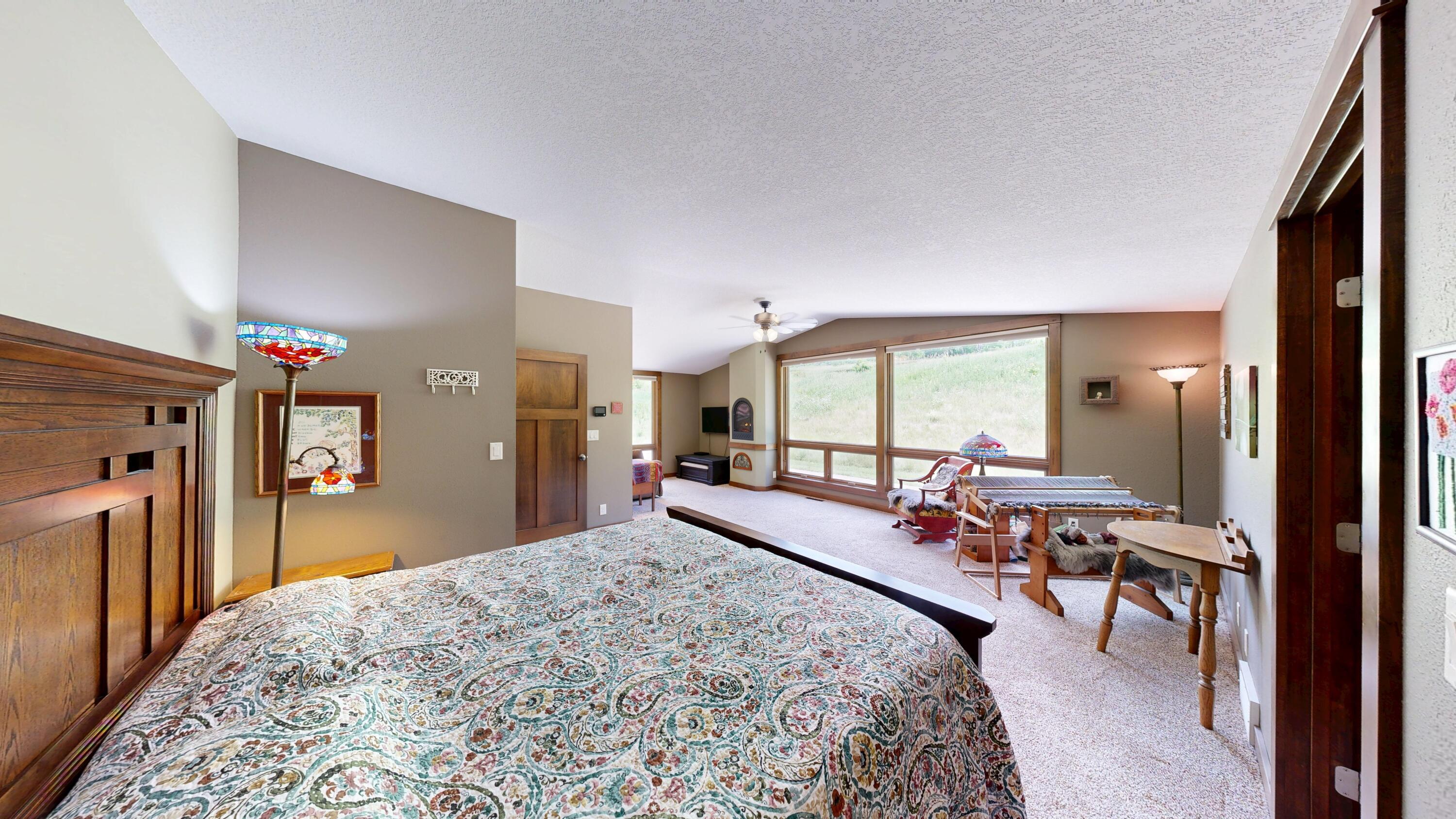 580 Skunk Hollow Road La Crescent, MN 55947 - Photo 21 of 83 Master Bedroom