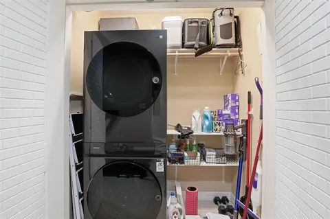 $479,000 | 500 Throckmorton Street, Unit 2111, Fort Worth, TX 76102