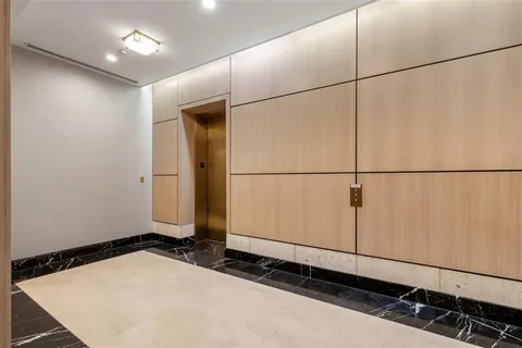 $479,000 | 500 Throckmorton Street, Unit 2111, Fort Worth, TX 76102