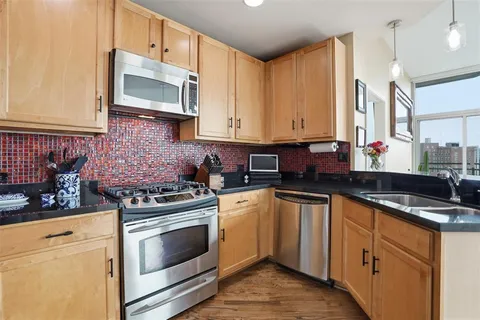 $479,000 | 500 Throckmorton Street, Unit 2111, Fort Worth, TX 76102