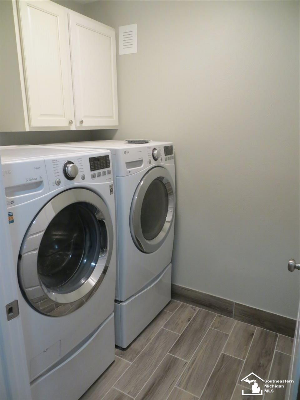 3675 Smith Road Lambertville, MI 48144 - Photo 27 of 31 31364279-26.JPG