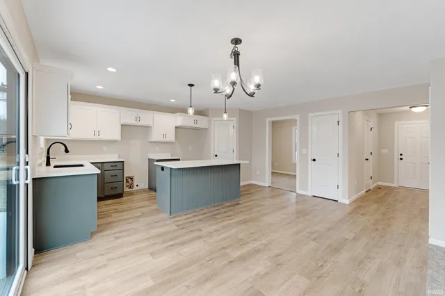 $379,900 | 11132 Carob Thorn Trail, Roanoke, IN 46783