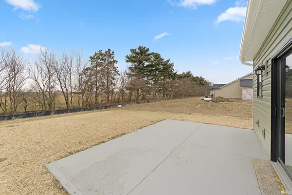$369,900 | 11132 Carob Thorn Trail, Roanoke, IN 46783
