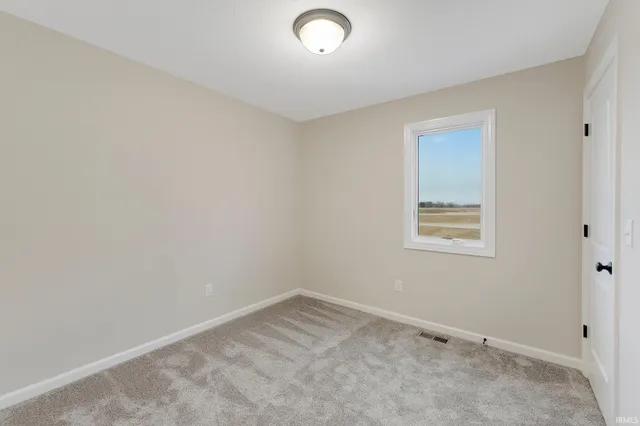 $379,900 | 11132 Carob Thorn Trail, Roanoke, IN 46783