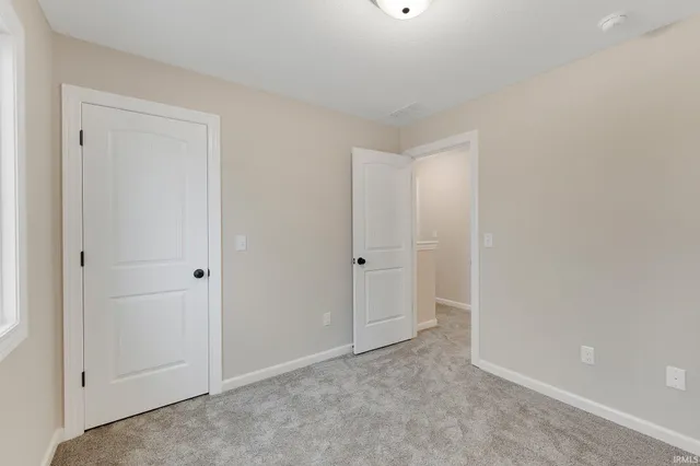 $379,900 | 11132 Carob Thorn Trail, Roanoke, IN 46783