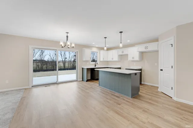 $379,900 | 11132 Carob Thorn Trail, Roanoke, IN 46783