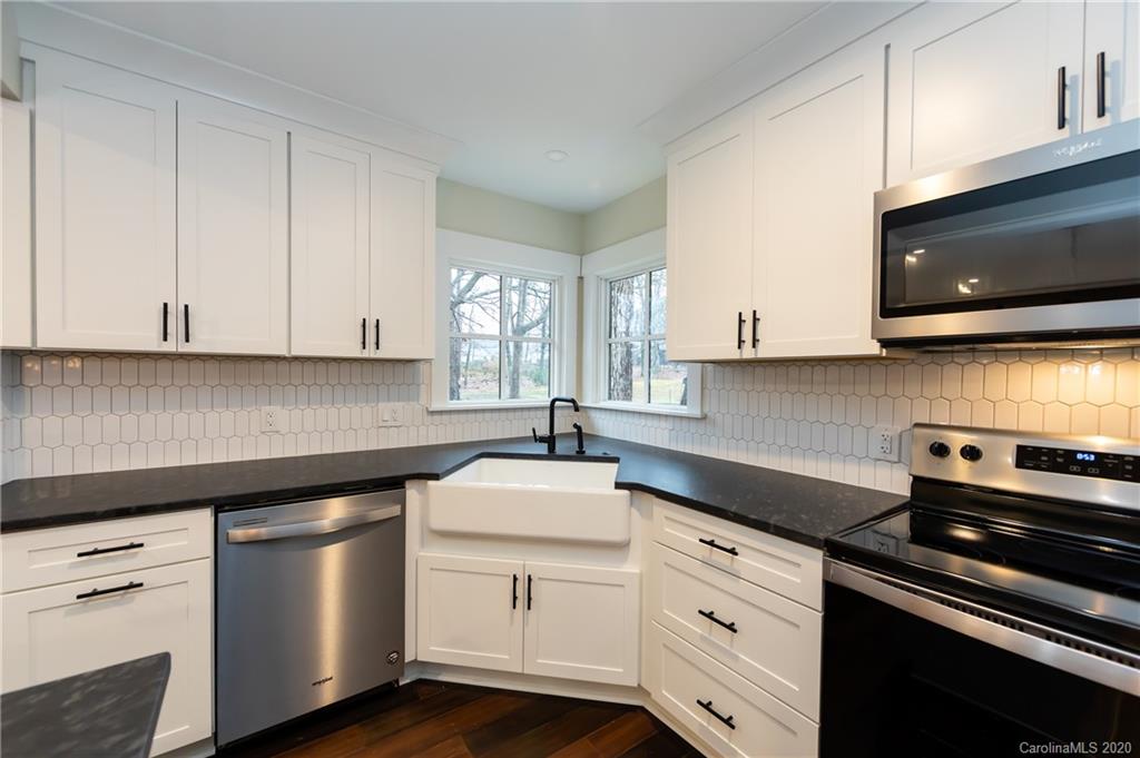 2216 Moose Road Kannapolis, NC 28083 - Photo 8 of 48 Gallery Image 8