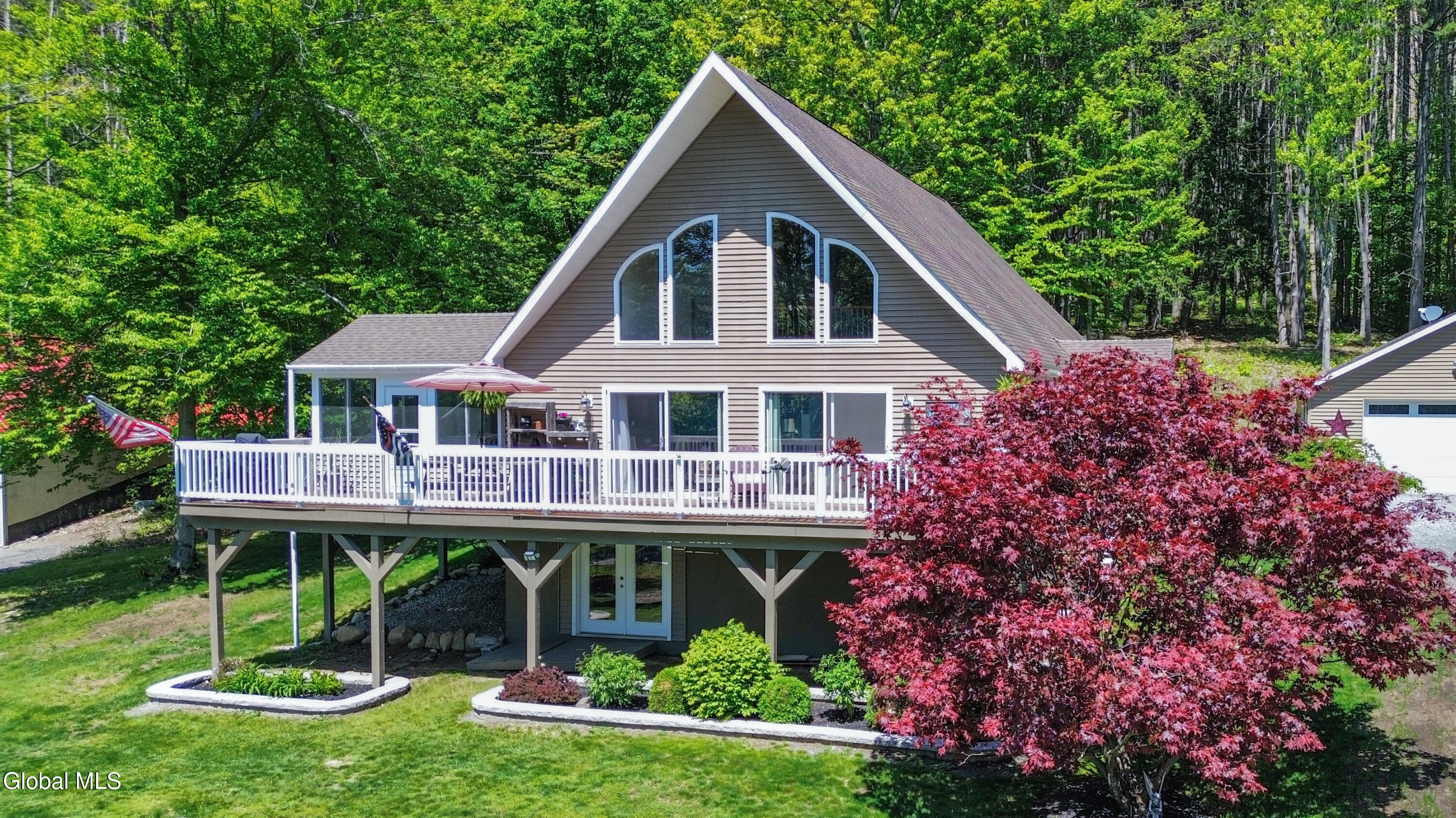 741 North Shore Road Edinburg, NY 12835 - Photo 1 of 49 25699