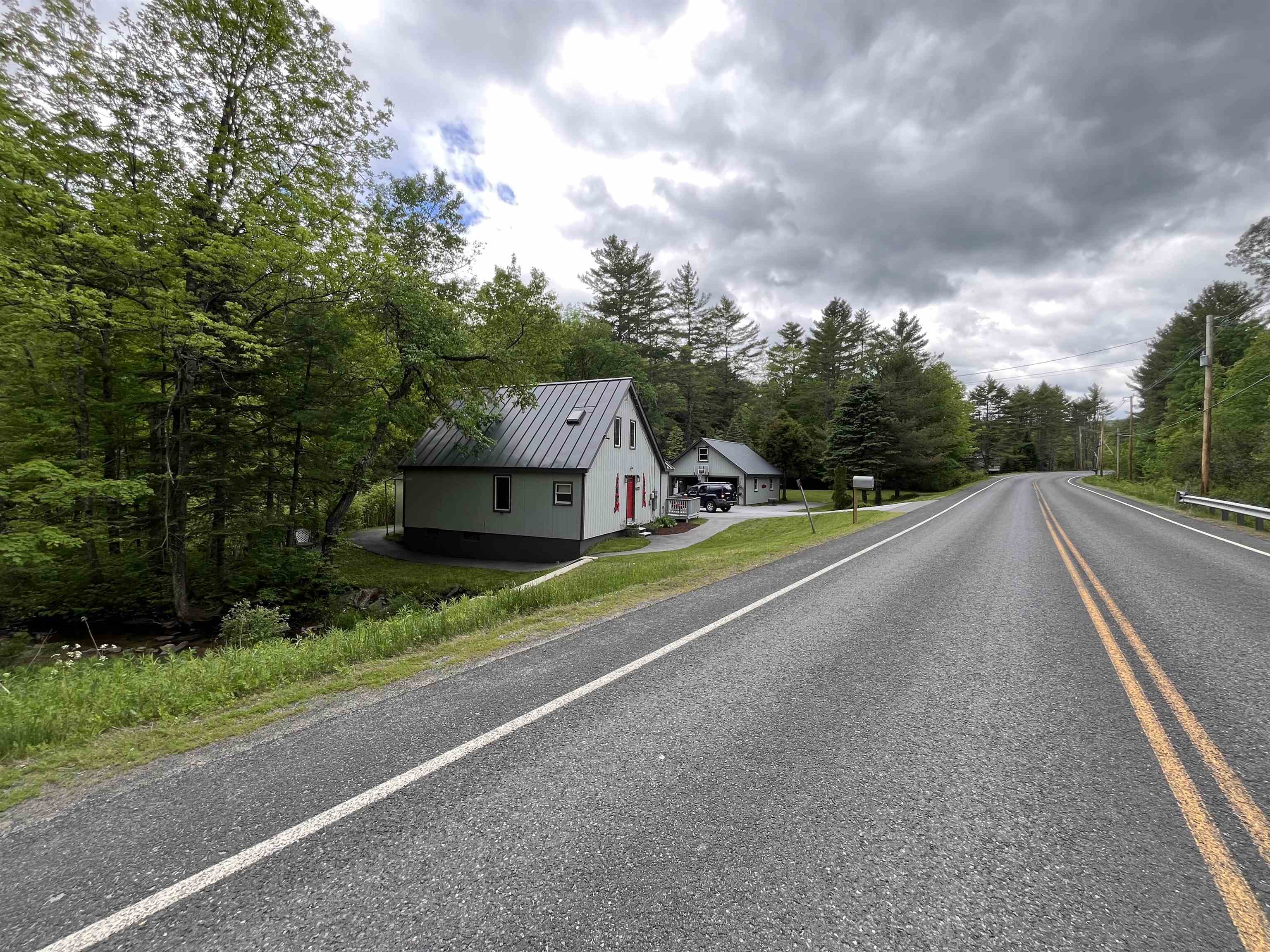 4027 Vermont Rte 100 Wardsboro, VT 05355 - Photo 40 of 46