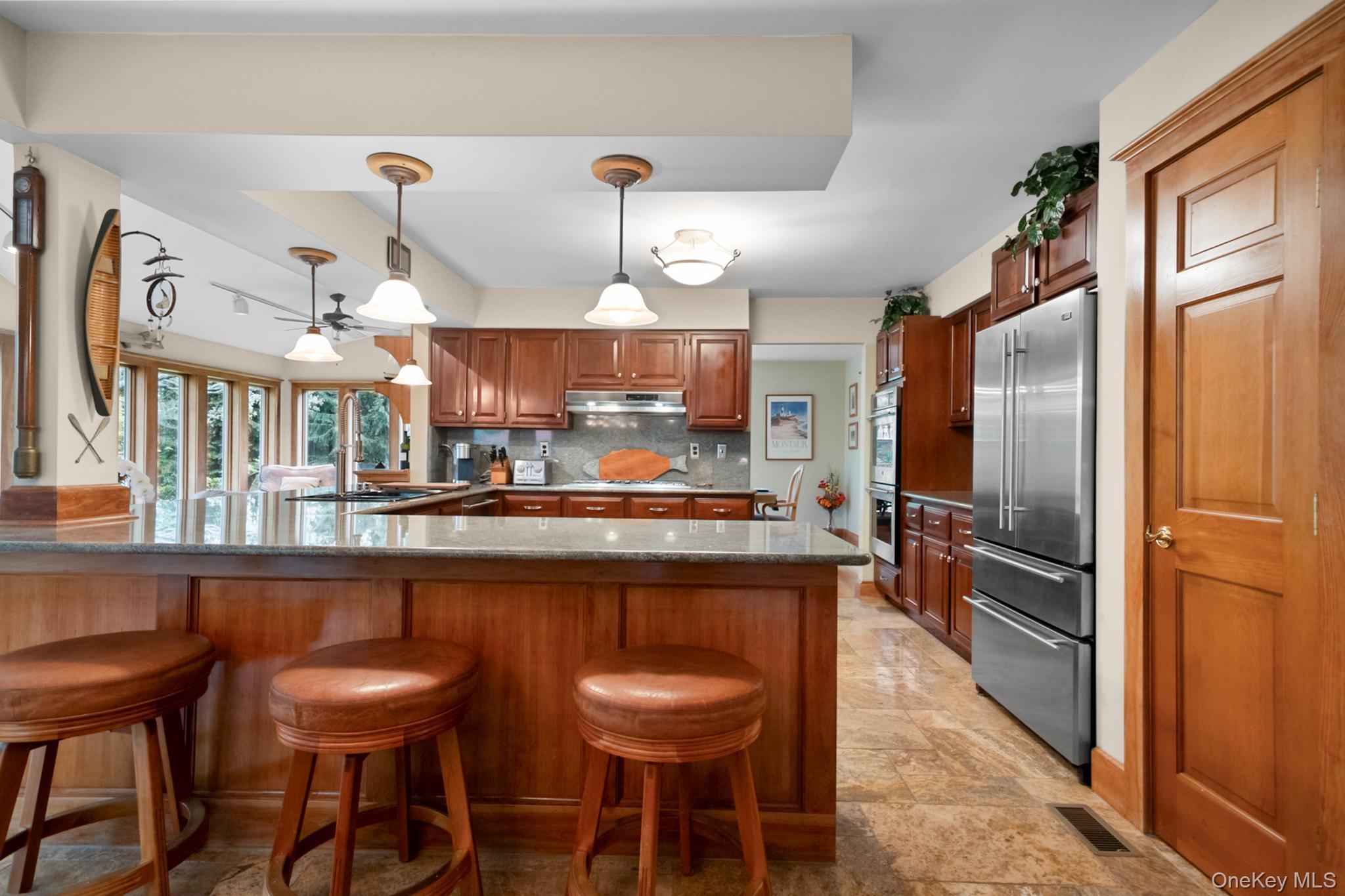 6 Prairie Lane Brookhaven, NY 11719 - Photo 8 of 31