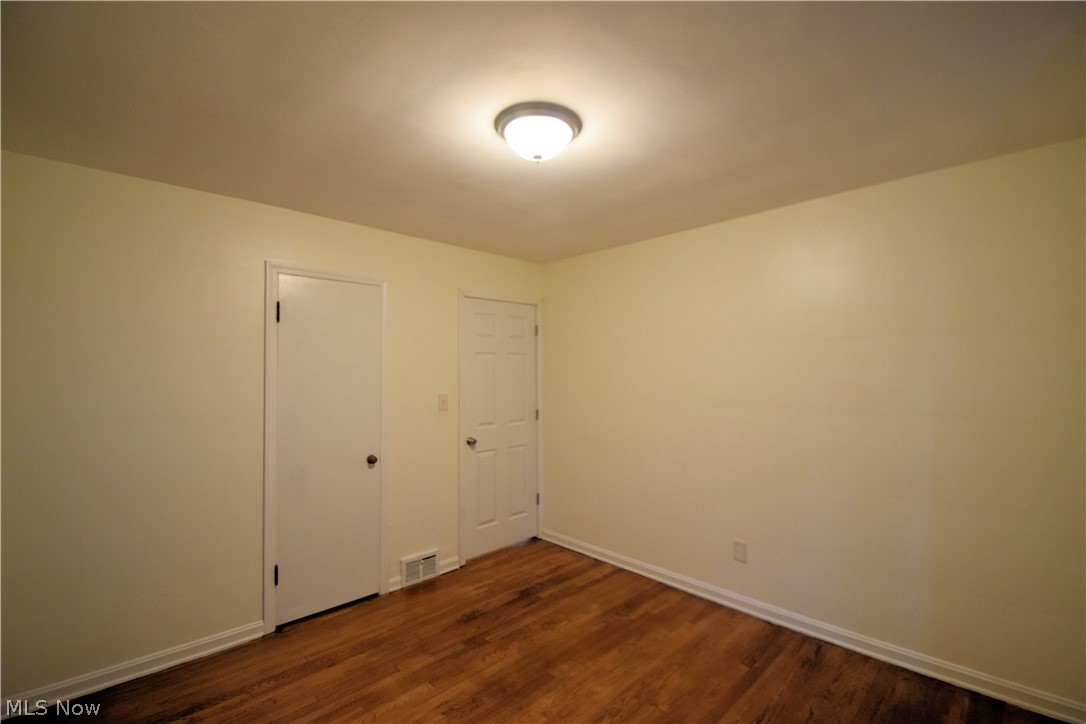 6715 Ridgewood Avenue Parma, OH 44129 - Photo 10 of 22 Gallery Image 10