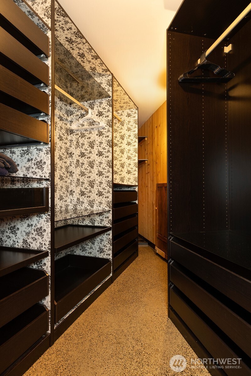 4020 6th Avenue Northwest Seattle, WA 98107 - Photo 25 of 40