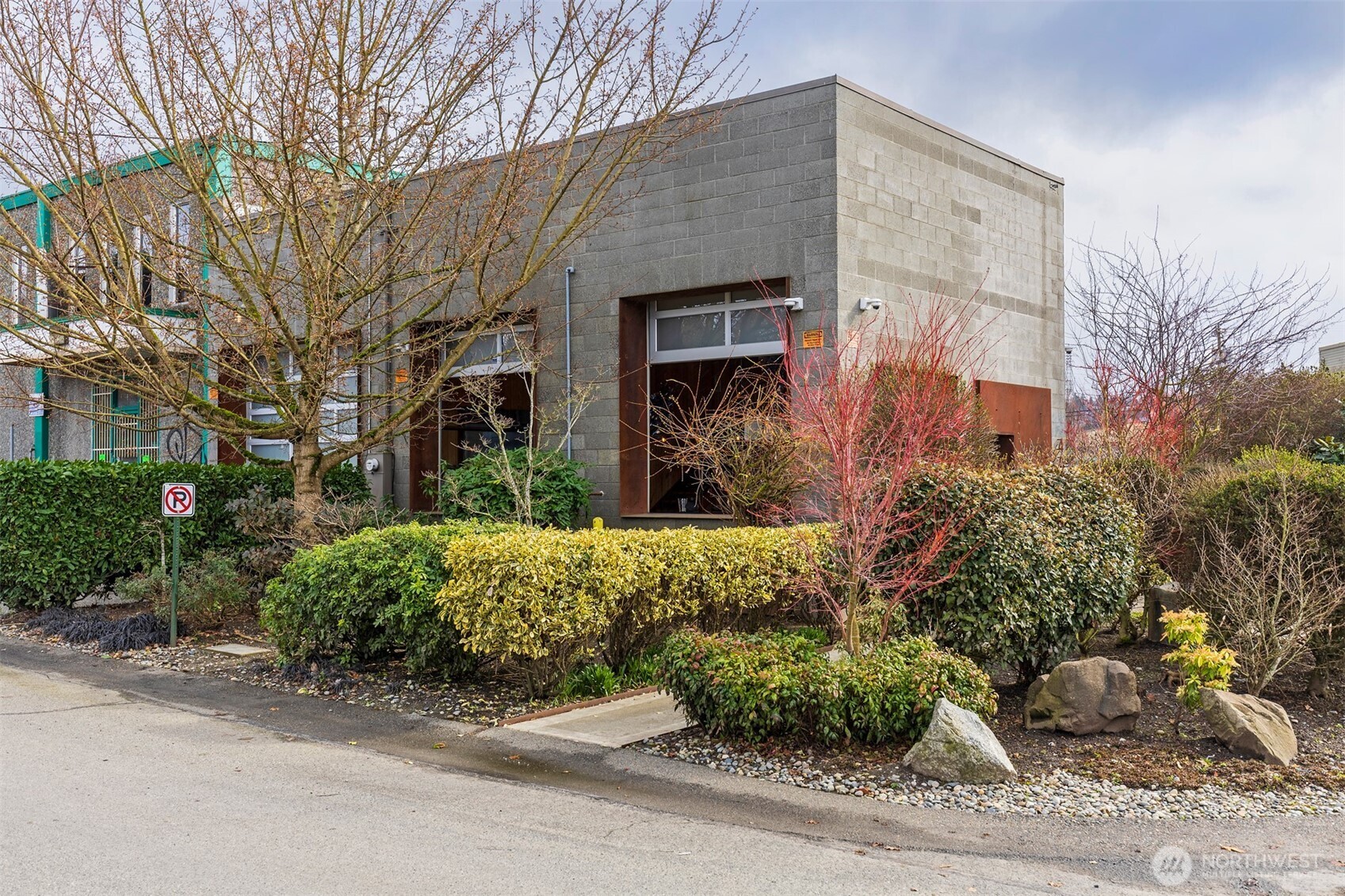 4020 6th Avenue Northwest Seattle, WA 98107 - Photo 27 of 40