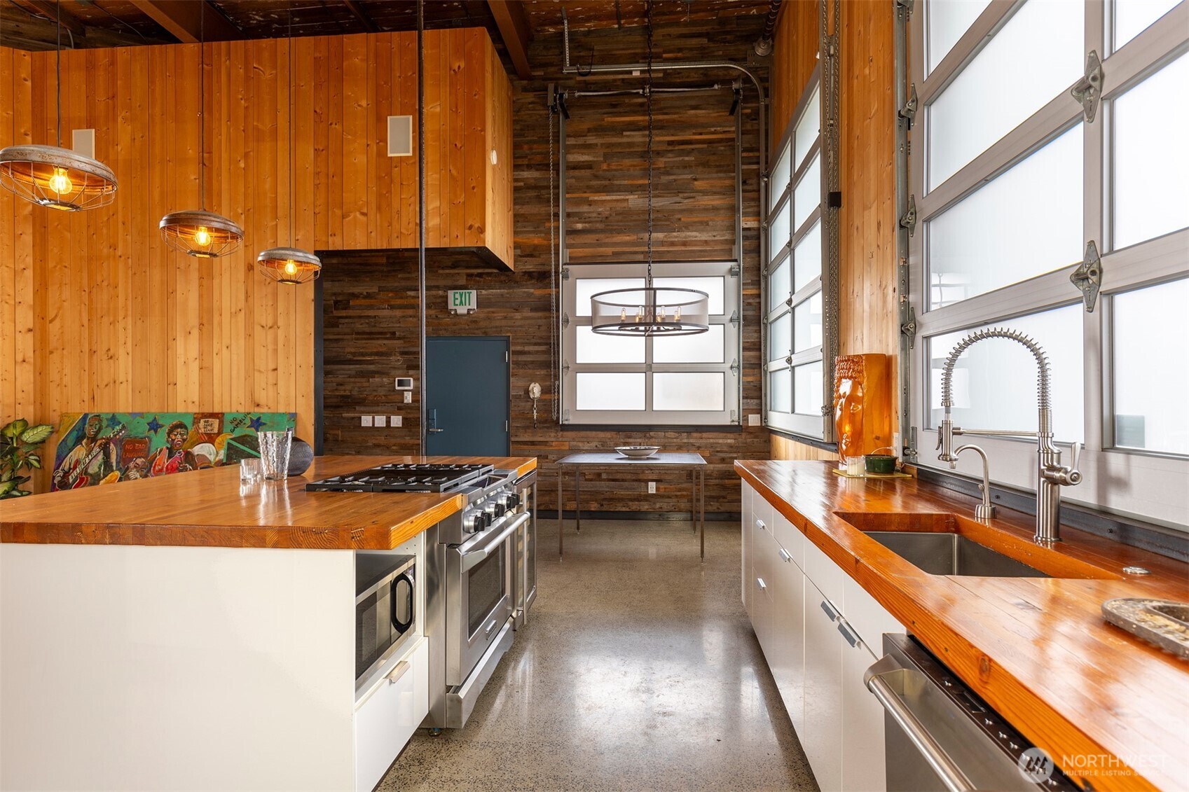 4020 6th Avenue Northwest Seattle, WA 98107 - Photo 7 of 40